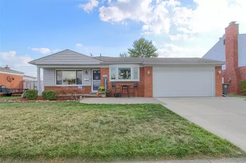 14133 Stratford St, Riverview, MI 48193