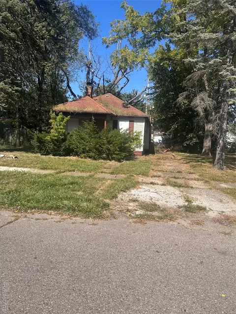 2612 Concord St, Flint, MI 48504