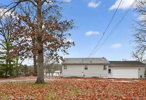 58766 Ash Rd, Lockport, MI 49093