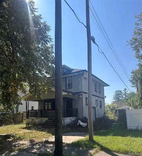 1645 Seminole St, Flint, MI 48503