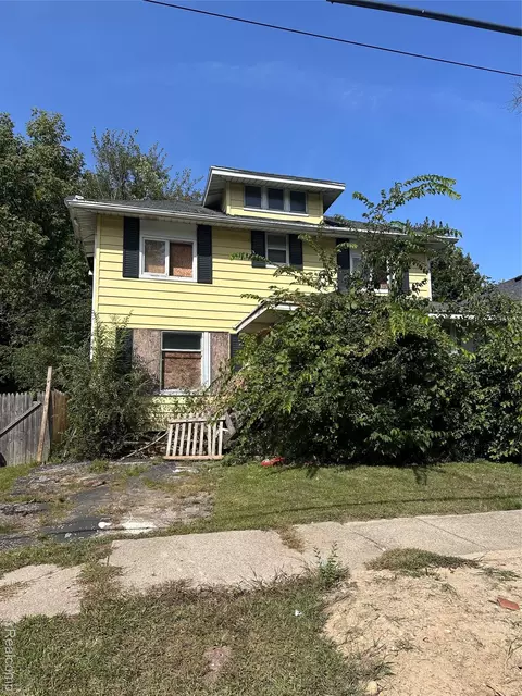 1805 Bennett Ave, Flint, MI 48506