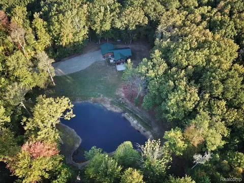 7761 Port Austin Rd, Caseville, MI 48755