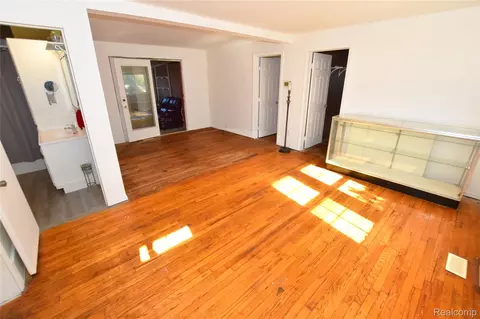 Other - 8107 E Bristol Rd, Davison, MI 48423 photo 4 of 7