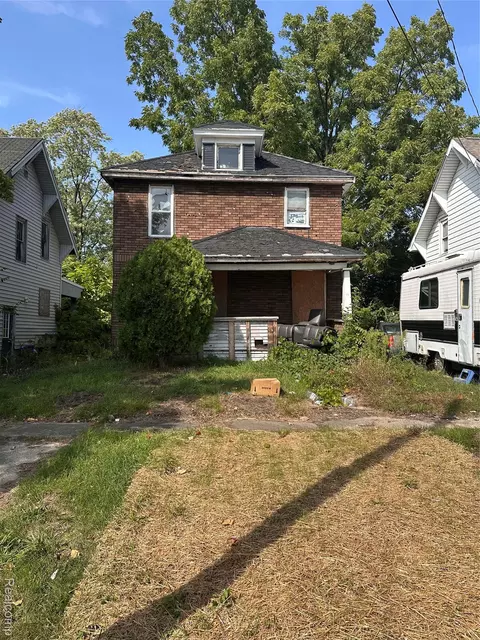 1529 Broadway Blvd, Flint, MI 48506