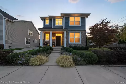 408 College St, Ferndale, MI 48220