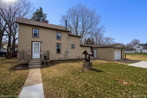 120 W Mcneil St, Corunna, MI 48817