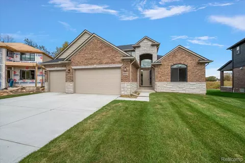 Exterior - 23947 Sawgrass Dr, Macomb, MI 48042 photo 6 of 8