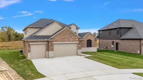 Other - 23947 Sawgrass Dr, Macomb, MI 48042 photo 1 of 24
