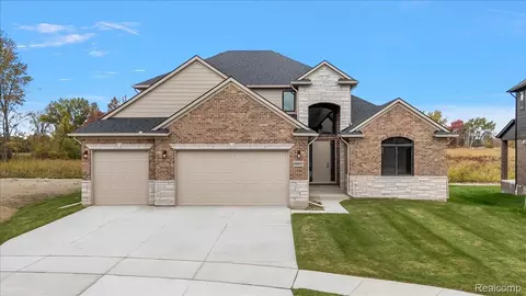 Exterior - 23947 Sawgrass Dr, Macomb, MI 48042 photo 2 of 8
