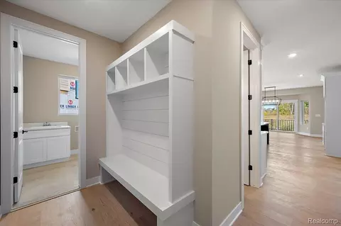 Entry Way - 23947 Sawgrass Dr, Macomb, MI 48042 photo 7 of 7