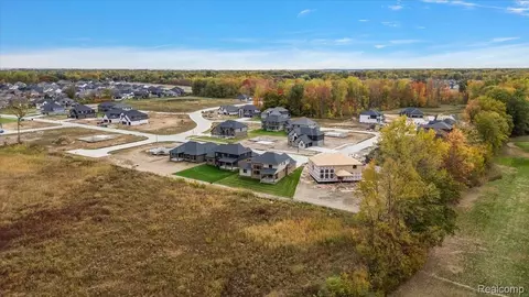View/Area - 23947 Sawgrass Dr, Macomb, MI 48042 photo 13 of 13