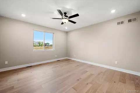 Bedroom - 23947 Sawgrass Dr, Macomb, MI 48042 photo 1 of 8