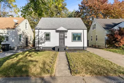 8418 Fielding St, Detroit, MI 48228
