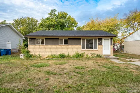 27103 Warner Ave, Warren, MI 48092