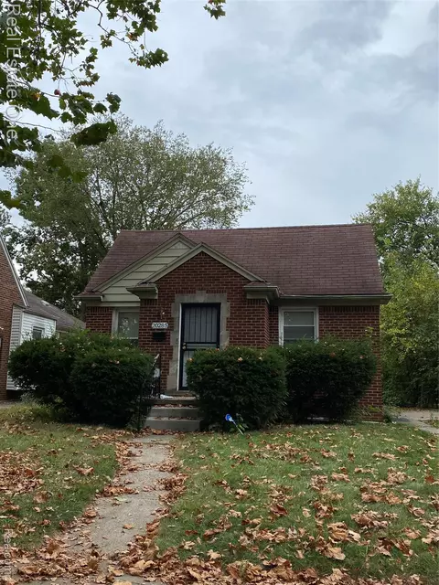 20285 Glastonbury Rd, Detroit, MI 48219