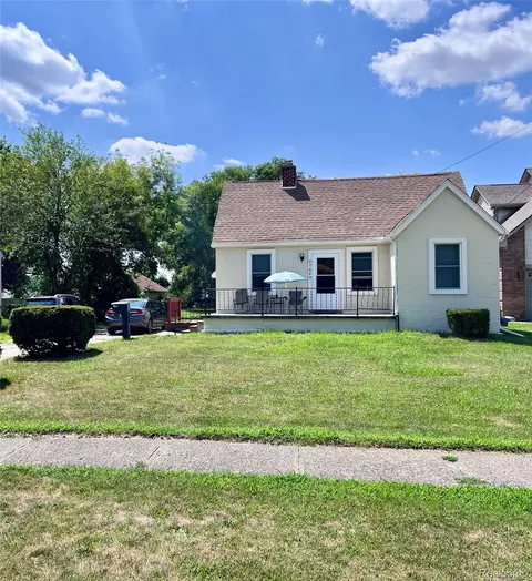 27649 Milton Ave, Warren, MI 48092