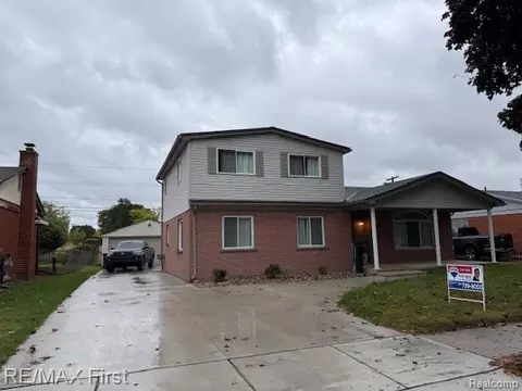 11156 Diamond Dr, Sterling Heights, MI 48314
