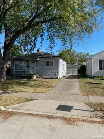 24512 Lexington Ave, Eastpointe, MI 48021