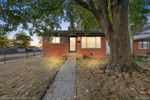 28705 Townley St, Madison Heights, MI 48071