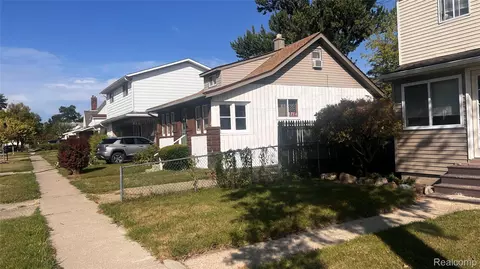 7259 Chalmers Ave, Warren, MI 48091