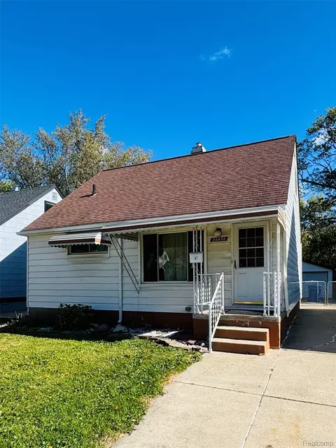 24408 Lauren Ave, Warren, MI 48089