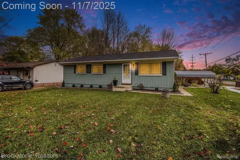 404 Rose, Pinckney, MI 48169