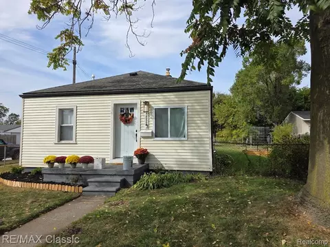 18929 Harman St, Melvindale, MI 48122