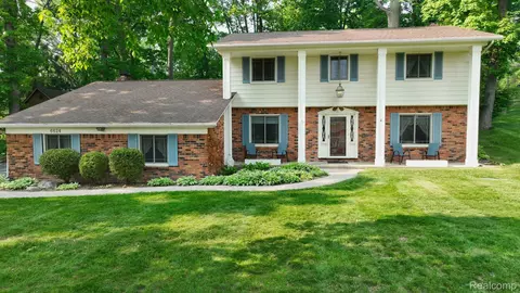 6624 Wellesley Ter, Independence, MI 48346