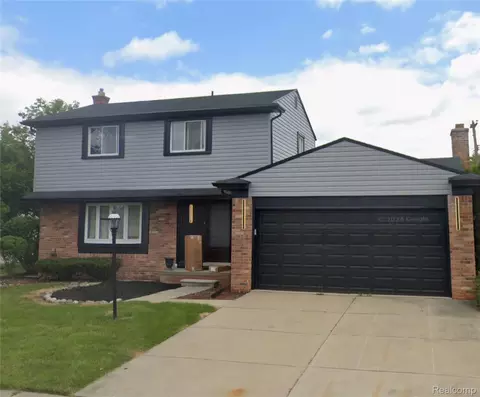 27109 Kingswood Dr, Dearborn Heights, MI 48127