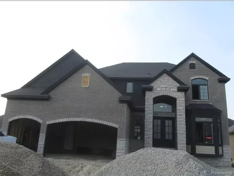 19804 Tranquility Dr, Macomb, MI 48042