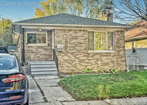 6527 Vaughan St, Detroit, MI 48228