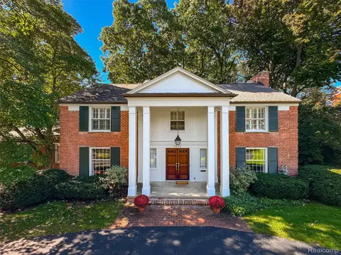 1019 N Cranbrook Rd, Bloomfield Hills, MI 48301