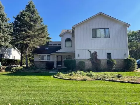 4278 Arbour Dr, Commerce, MI 48390