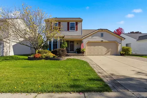 7409 Hogan Dr, Ypsilanti, MI 48197