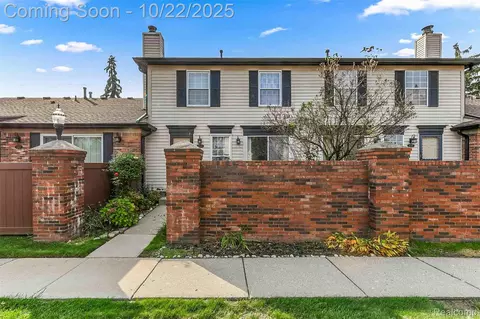 41109 Southwind Dr, Canton, MI 48188