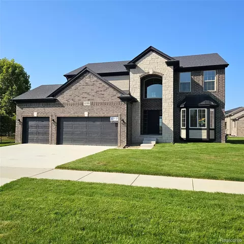 55789 Stewart Dr, Macomb, MI 48042