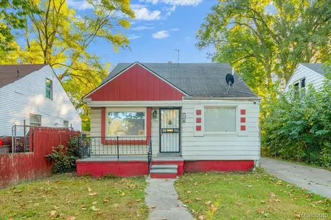 7766 Clayburn St, Detroit, MI 48228