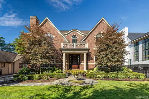 417 Baldwin Rd, Birmingham, MI 48009 photo 1
