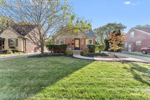 22241 Olmstead St, Dearborn, MI 48124