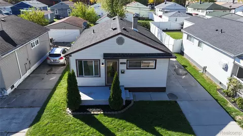 1565 University Ave, Lincoln Park, MI 48146