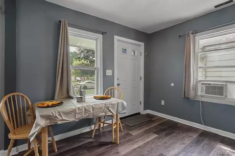 Dining - 25171 Lawn St, Roseville, MI 48066 photo 1 of 1