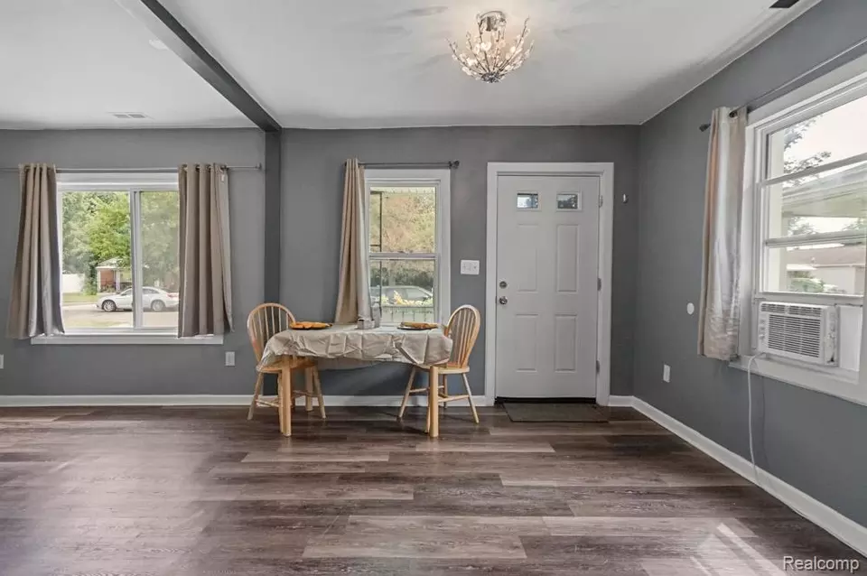 Other - 25171 Lawn St, Roseville, MI 48066 photo 2 of 7