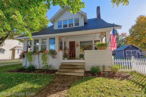 112 Wilson St, Dewitt, MI 48820