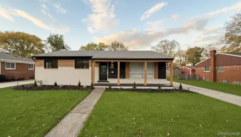 1443 Wacon Dr, Troy, MI 48083