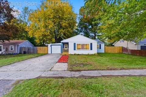 2419 Montana Ave, Saginaw, MI 48601