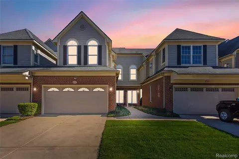 1276 W Crystal Cir, Canton, MI 48187