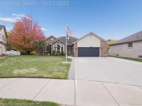 15780 Harrington, Fraser, MI 48026