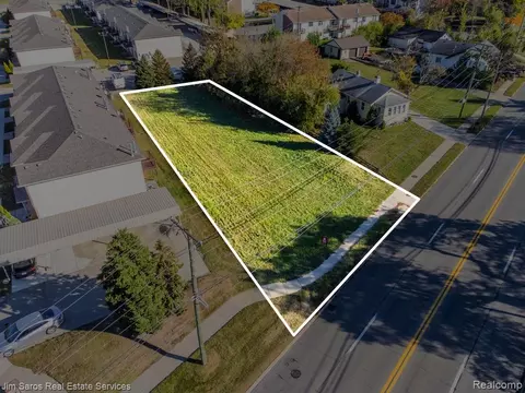 0 Utica, Roseville, MI 48066