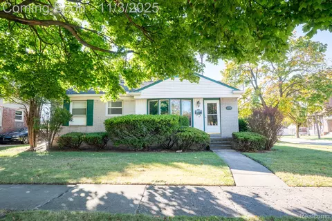 1697 Emmons Blvd, Lincoln Park, MI 48146