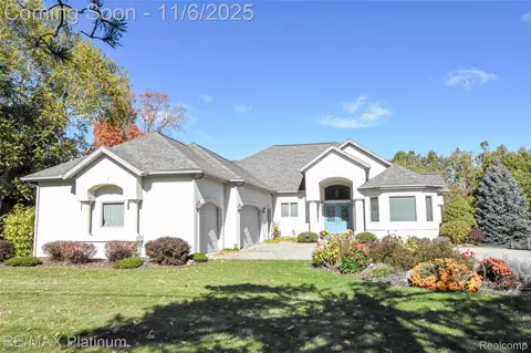 3367 E Cook Rd, Grand Blanc, MI 48439